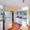 Charming Farmington Home about 16 Mi to Aztec Ruins!