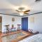 Charming Farmington Home about 16 Mi to Aztec Ruins!