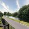 Modern townhouse City Location Free parking