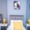 2ndHomeStays-Walsall- A Charming 3-Bed Home with Landscape View - Suitable for Contractors and Families -Large Parking for 3 Vans - Sleeps 8 - 7 mins to J10 M6 and 21 mins to Birmingham - Bloxwich
