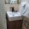 Wizzy Apartment White River
