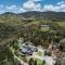 'Tyalla Lodge' Unique Luxe Design in the Mountains - Mudgee
