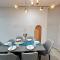 FunkyVila4 14PAX 4BR Near188Tower, ArtStreet, HTTA
