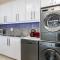 Shanthi Apartment 8