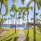 Entire Beachfront condo in Paradise