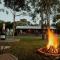 Valley Views Lodge- Country home in Port Douglas - Mowbray