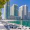 Private Beachfront 1 Bed With 180 view of Marina Skyline - Dubaj