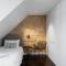 Elegant Paddington Sandstone Cottage with Parking