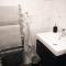 2 Bedroom Property with Free Parking close to Leeds City Centre