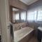 Ukuthula Blissful Breakaways