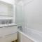 Charming 2-bedroom apartment at Croisé Laroche