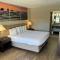 Days Inn by Wyndham Brooksville - Бруксвілл