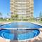 Retro Main Beach Hidden Gem with Waterfront Views