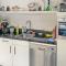 Cozy Home In Eext With Kitchen