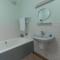 Harbour Views - 2 bedroom, sleeps 4 with private pool and large veranda!