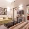 Spanish Steps DeLuxe Apartment
