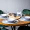 Modern flat in Old Town Kaunas - Free Parking & Self Check-In - Kaunas
