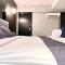 HillLand Suites