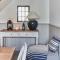 Bosun Cottage - Boutique retreat on the beach
