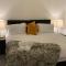 LUXURY 3 BED HOME with MULTIPLE FREE PARKING BAYS Early Check-in Late Check- Out Allowed - ثوروك الغربية