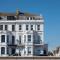 Spacious beach front apartment with stunning sea views - Deal