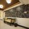 Courtleigh Hotel & Suites