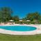 Villa Le Chiarne 22, Emma Villas