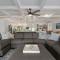 Bay Dreamin! Walk to the Beach, Pier, & Pine Ave! Heated Pool!