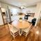 Cozy Family Retreat with Spa Bath Fenced Yard - نيو برن