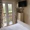 Cosy 3 Bed lodge on 35 acre Holiday Estate - Bodmin