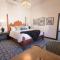 Speakeasy 2 Room Suite (Rm 4) - Nevada City