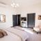 Speakeasy 2 Room Suite (Rm 5)