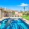 Luxurious Getaway Near Coachella Stagecoach Pool Putting Green Parking Firepit Sleeps 11 - إنديو