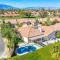 Luxurious Getaway Near Coachella Stagecoach Pool Putting Green Parking Firepit Sleeps 11 - إنديو