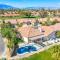 Luxurious Getaway Near Coachella Stagecoach Pool Putting Green Parking Firepit Sleeps 11 - إنديو
