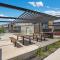 Breath of Nature Home with Pool & BBQ in Throsby