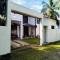 Colombo Villa Near Bolgoda Lake 5 Bed 2.5 Bath