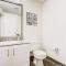 CozySuites - 2BR with Direct Skybridge Access #7 - انديانابوليس