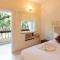 White Stay 2bhk in Candolim - Quirkystays - Candolim