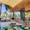 Luxury Beachfront Villa With Private Pool, Private Beach, Yoga & Sea Adventures