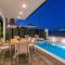 WHITE ROCK VILLAS LEFKADA