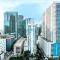 Bay Front Highrise Oasis in Brickell - Маямі