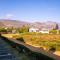 Seaside Serenity: Tranquil Oceanview Retreat