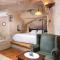 Terra Cave Hotel
