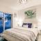 BnB Hyperion - Luxurious 5B Home w Pool & Lounge - ميامي