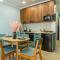 Mid-century Charm apartments в центре Алматы