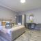 12 Elmwood
