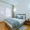 Luxury Oasis: 2 BR Haven in Prime suburb