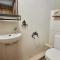 Host & Stay - Emerald Beach House