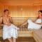 HOODY ACTIVE & HAPPINESS HOTEL